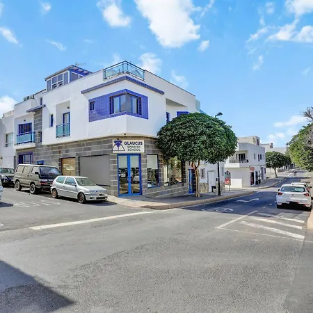 Apartment El With Two Bedrooms