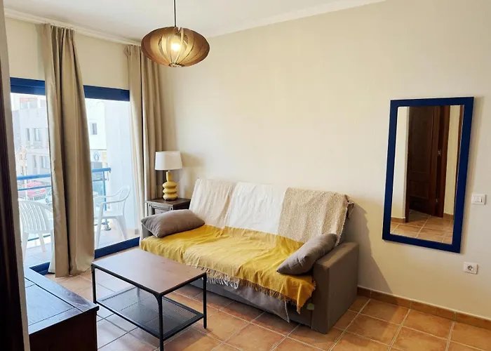 El With Two Bedrooms