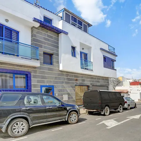 El With Two Bedrooms